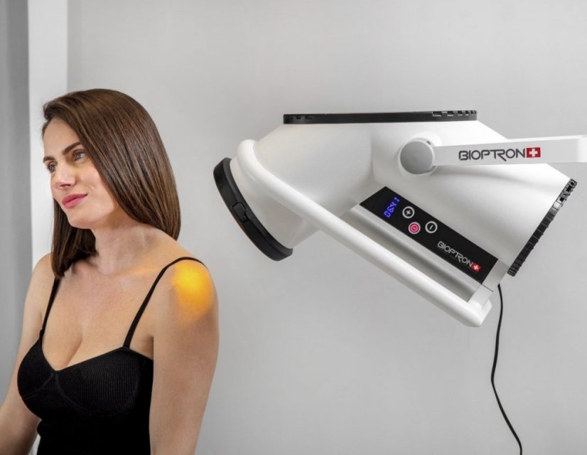 ZEPTER BIOPTRON 2 SE STOJANEM + 8x ČISTIČKA VZDUCHU MYION ZDARMA